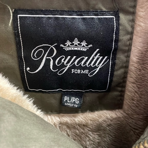 Womens ROYALTY FOR ME Military Green Jacket Faux Fur Womens sz Petite Large NWT - Picture 2 of 16